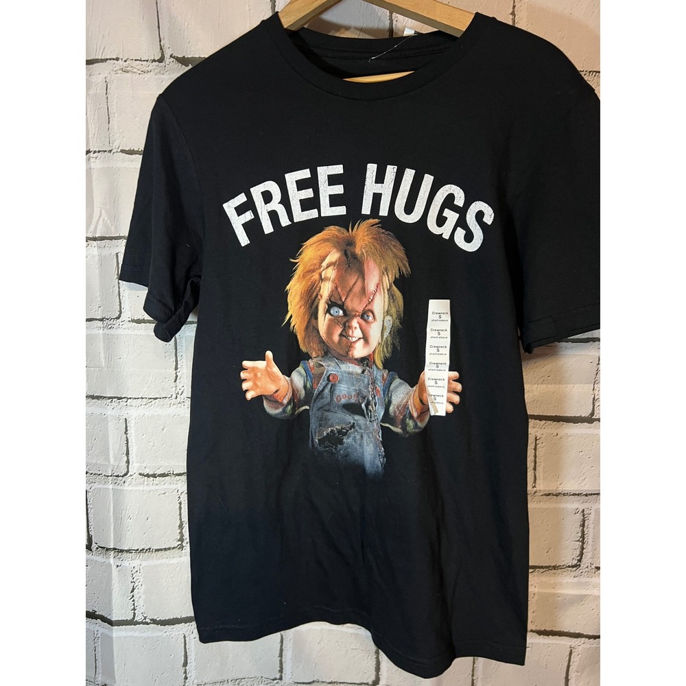 Chucky Free Hugs Horror Movie Graphic T-Shirt Black Small Hybrid 2CHM048